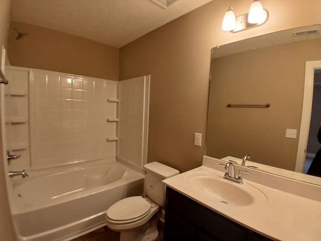 2913 Valley Farms Drive, Christiana, TN 37037