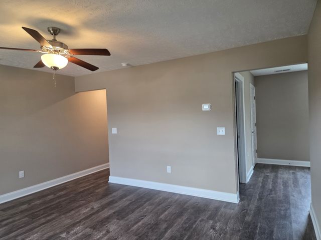 2913 Valley Farms Drive, Christiana, TN 37037