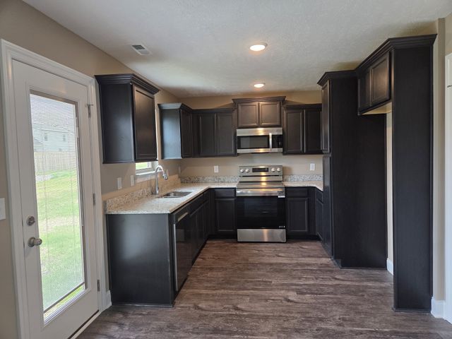 2913 Valley Farms Drive, Christiana, TN 37037