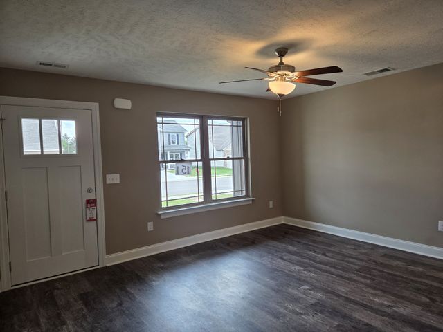 2913 Valley Farms Drive, Christiana, TN 37037