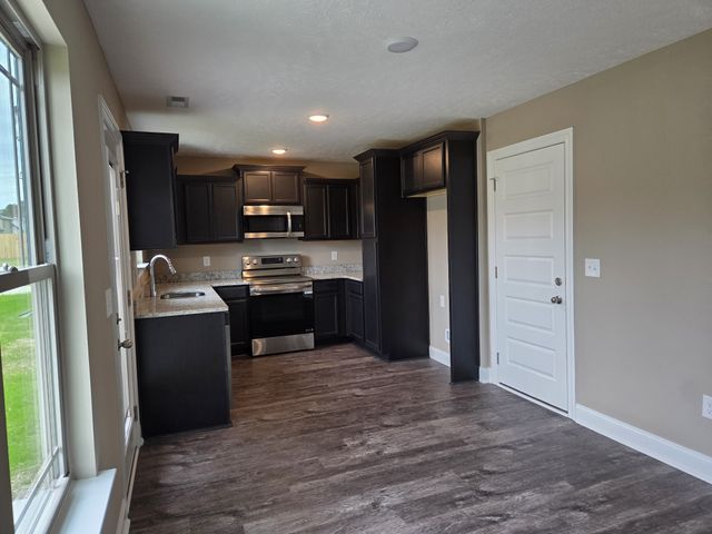 2913 Valley Farms Drive, Christiana, TN 37037