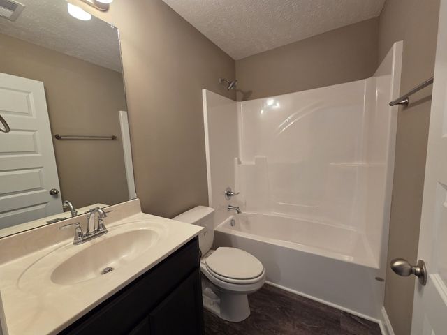 2913 Valley Farms Drive, Christiana, TN 37037