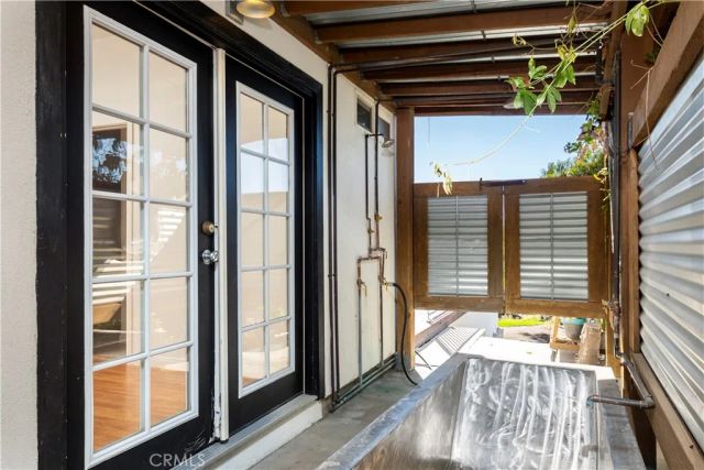 10161 Foothill Boulevard, Sylmar, CA 91342