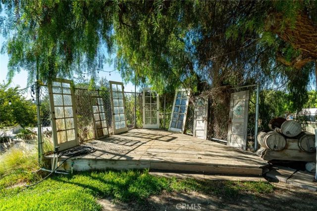 10161 Foothill Boulevard, Sylmar, CA 91342