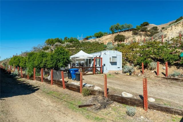 10161 Foothill Boulevard, Sylmar, CA 91342