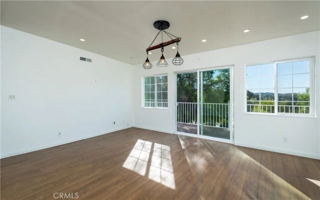 10161 Foothill Boulevard, Sylmar, CA 91342