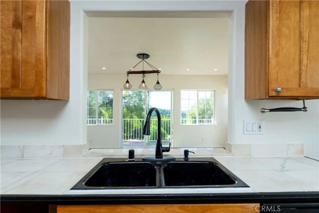 10161 Foothill Boulevard, Sylmar, CA 91342