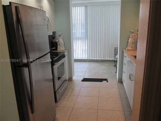 3100 NE 49th St 1106, Fort Lauderdale, FL 33308