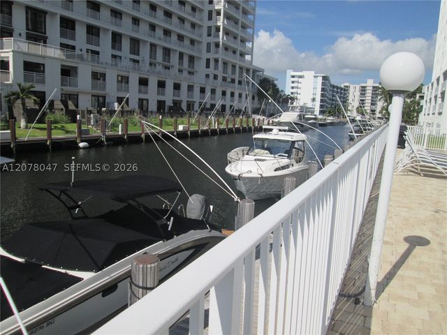 3100 NE 49th St 1106, Fort Lauderdale, FL 33308