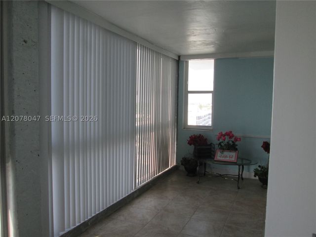 3100 NE 49th St 1106, Fort Lauderdale, FL 33308