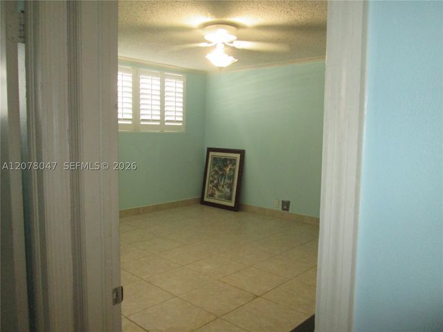 3100 NE 49th St 1106, Fort Lauderdale, FL 33308