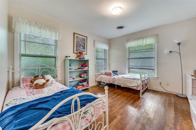 1313 Daisy Lane, Irving, TX 75061