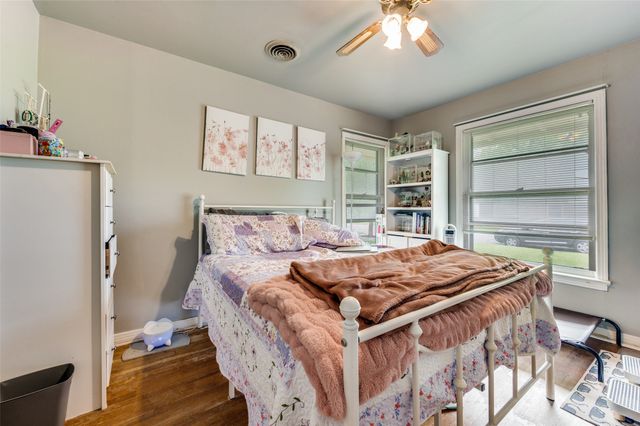 1313 Daisy Lane, Irving, TX 75061