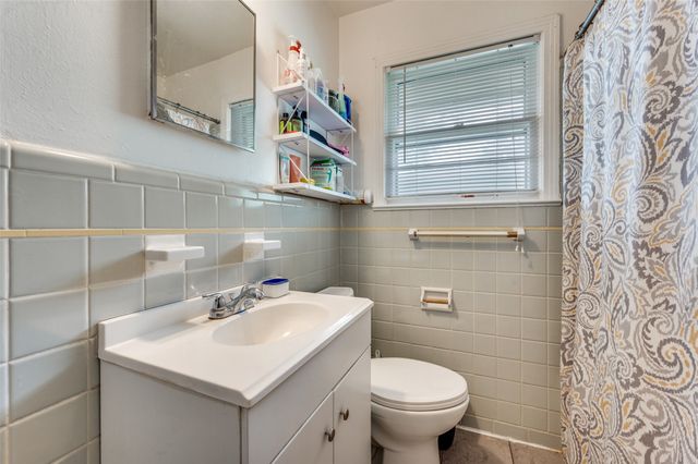 1313 Daisy Lane, Irving, TX 75061