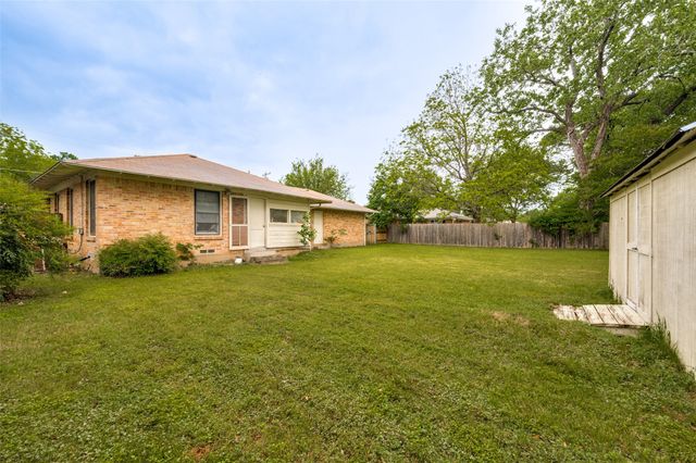 1313 Daisy Lane, Irving, TX 75061