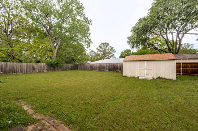 1313 Daisy Lane, Irving, TX 75061