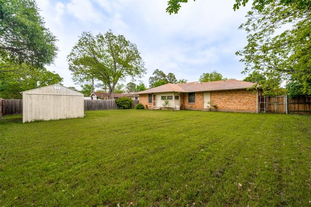 1313 Daisy Lane, Irving, TX 75061