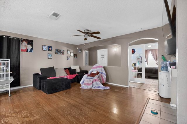 7704 Kane Court NW, Albuquerque, NM 87120