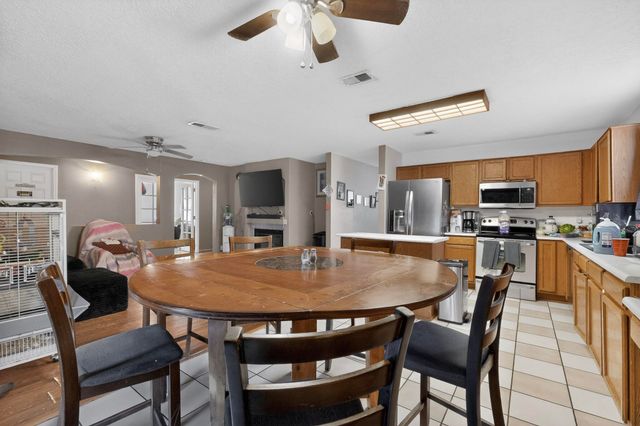 7704 Kane Court NW, Albuquerque, NM 87120