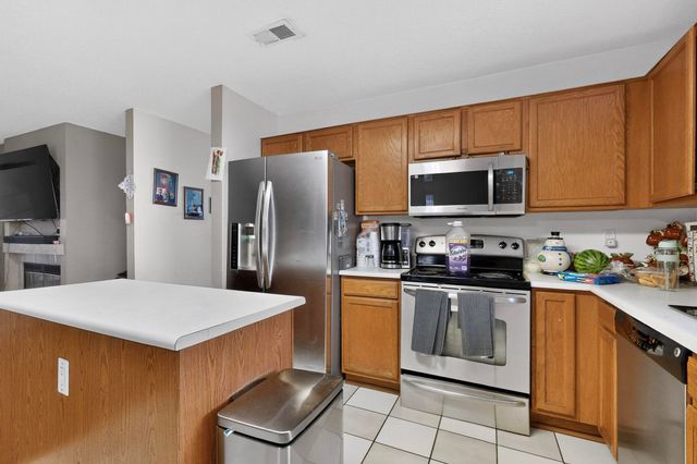 7704 Kane Court NW, Albuquerque, NM 87120