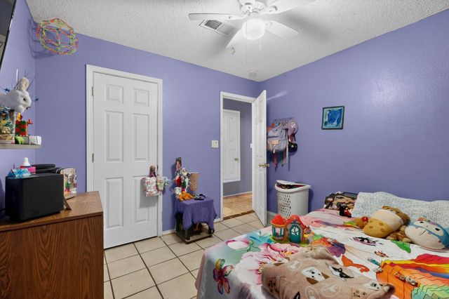 7704 Kane Court NW, Albuquerque, NM 87120