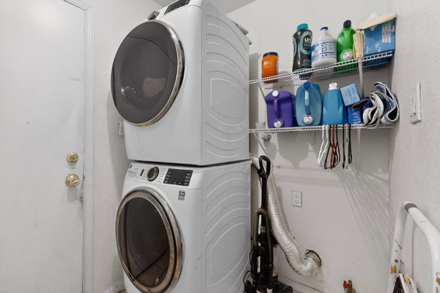 7704 Kane Court NW, Albuquerque, NM 87120