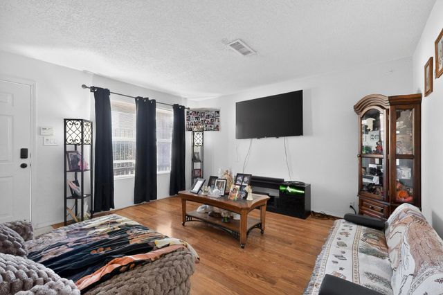 7704 Kane Court NW, Albuquerque, NM 87120