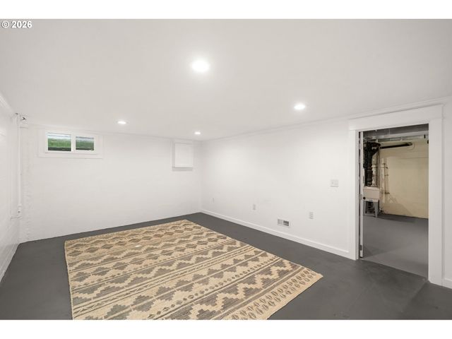 6133 Ne 18TH Ave, Portland, OR 97211