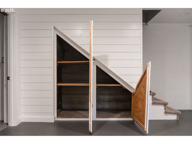 6133 Ne 18TH Ave, Portland, OR 97211