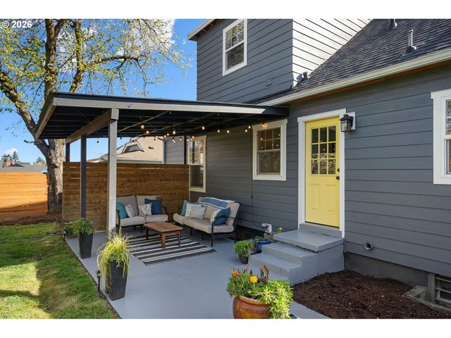 6133 Ne 18TH Ave, Portland, OR 97211