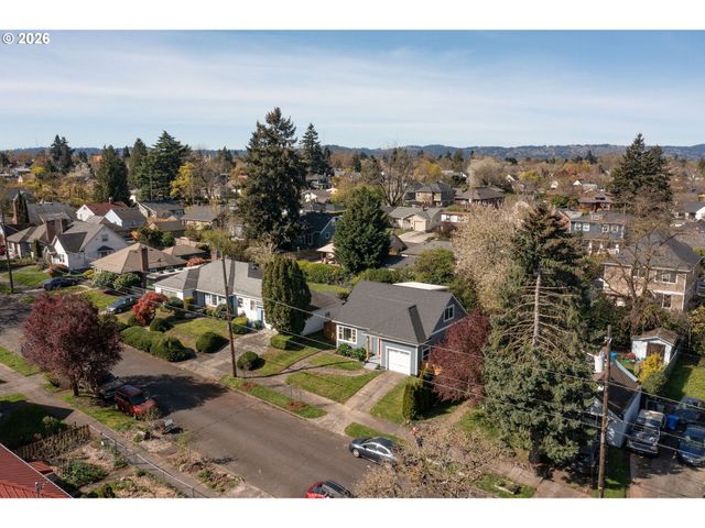 6133 Ne 18TH Ave, Portland, OR 97211