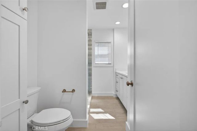 155 Pasadena, Tustin, CA 92780