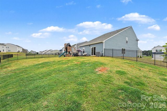 128 Hanging Rock Trail, Statesville, NC 28625