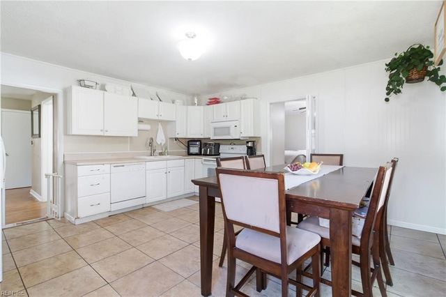 5616 W Norfolk RD, Portsmouth, VA 23703