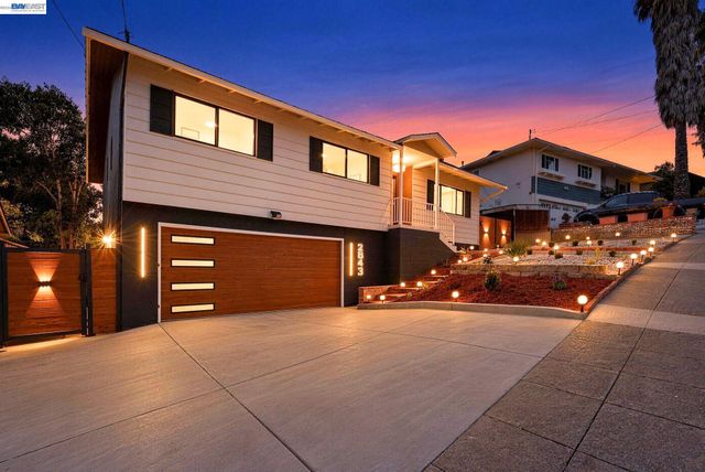2843 Jennifer Dr, Castro Valley, CA 94546