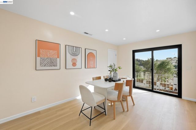 2843 Jennifer Dr, Castro Valley, CA 94546
