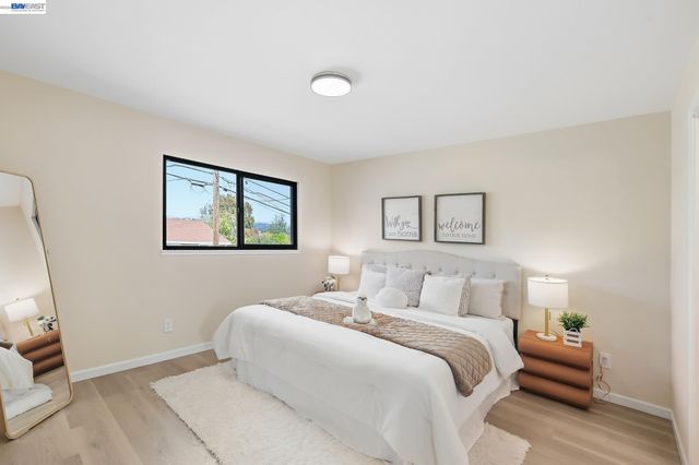 2843 Jennifer Dr, Castro Valley, CA 94546