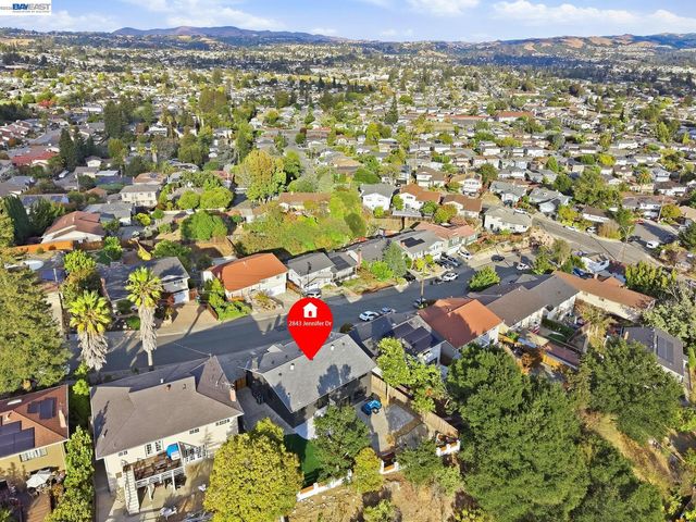 2843 Jennifer Dr, Castro Valley, CA 94546