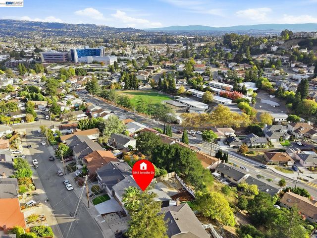 2843 Jennifer Dr, Castro Valley, CA 94546