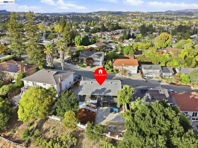 2843 Jennifer Dr, Castro Valley, CA 94546