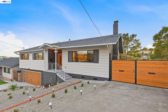 2843 Jennifer Dr, Castro Valley, CA 94546
