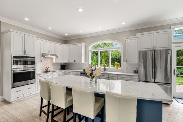 9 Anna Dr., Danvers, MA 01923