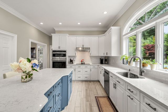 9 Anna Dr., Danvers, MA 01923