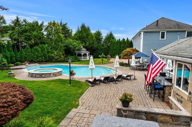 9 Anna Dr., Danvers, MA 01923