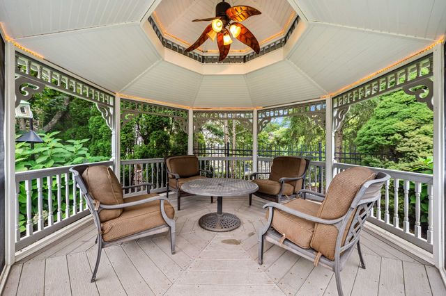 9 Anna Dr., Danvers, MA 01923