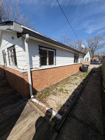 17226 Community Street, Lansing, IL 60438