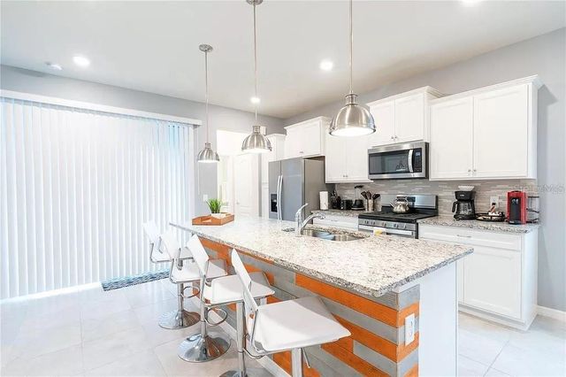 7243 OAKMOSS LOOP, Davenport, FL 33837