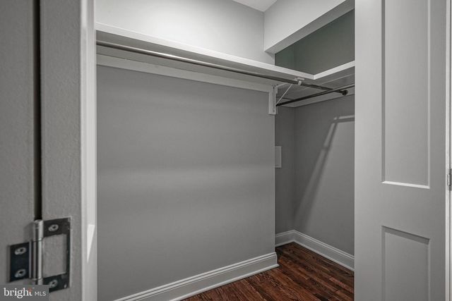 8 RIVIERA DR, Pennsville, NJ 08070