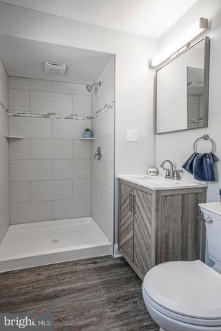 8 RIVIERA DR, Pennsville, NJ 08070