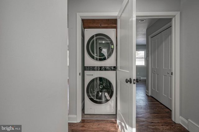 8 RIVIERA DR, Pennsville, NJ 08070